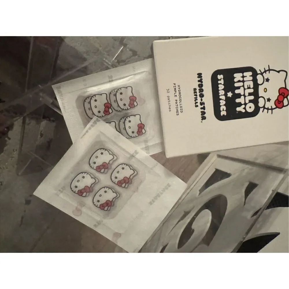 Nib sealed Starface x hello kitty hydrocolloid pimple patches compact refill